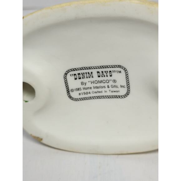 Vintage Denim Days, Homco Figurine 1504  Debbie After Morning Chores - Picture 5 of 6